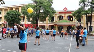 Hội Nông dân xã Hoàng Xá khai mạc giải bóng chuyền hơi nam, nữ năm 2022