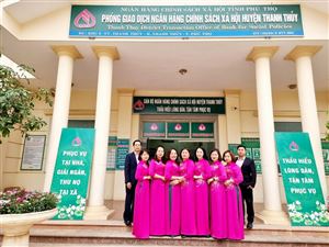 Ngân hàng Chính sách xã hội huyện Thanh Thuỷ hưởng ứng “Tuần lễ áo dài” năm 2023