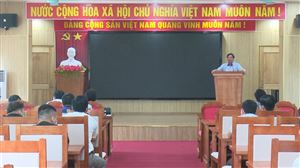 Thanh Thủy gặp mặt vận động viên tham dự giải bơi chải thành phố Việt Trì  mở rộng năm 2022