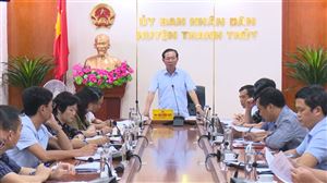 Đồng chí Đinh Công Thực - UV BTV Tỉnh ủy, Chủ nhiệm UBKT Tỉnh ủy làm việc tại huyện Thanh Thủy