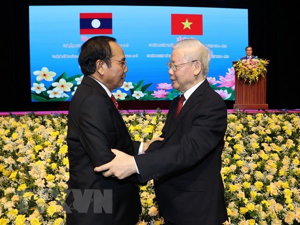 Tổng Bí thư: Tình đoàn kết Việt Nam-Lào là quy luật khách quan